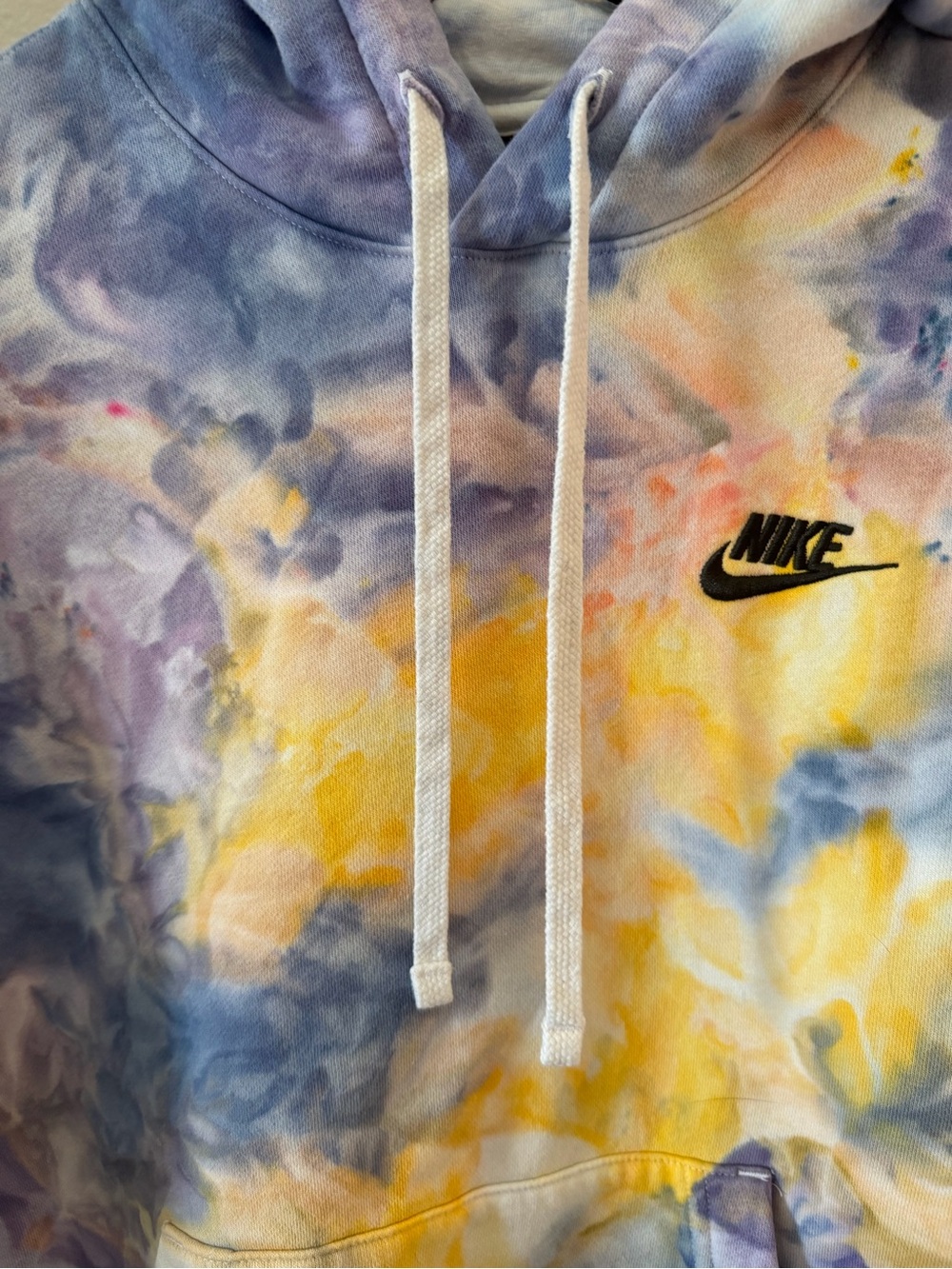 Nike Tie-Dye Hoodie & Joggers Set - Picture 11 of 13